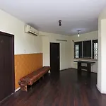 Oyo 7633 Jmc Inn